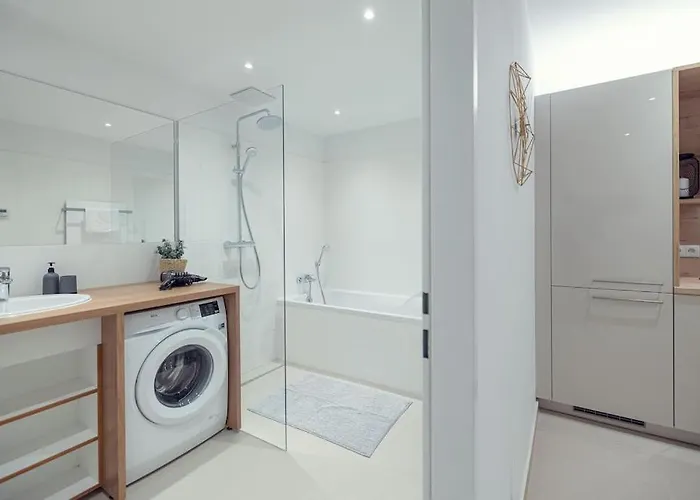 Apartment Ideal For Families & Mid-term-stays *